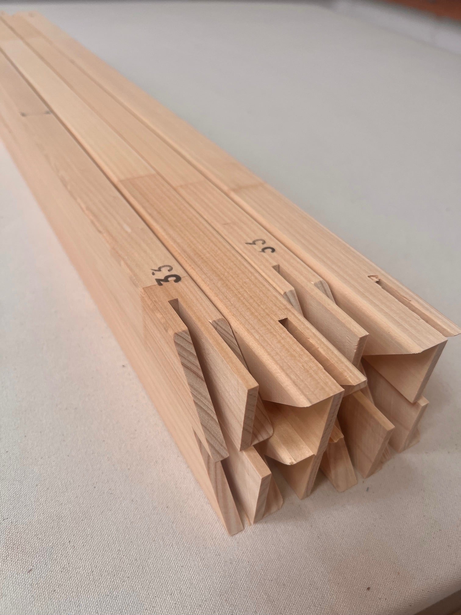 HD Hoop Pine Stretcher Bars (Pairs)